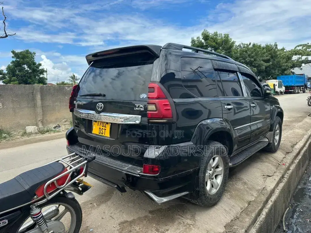 Toyota Land Cruiser Prado 4.0 Petrol TX-L 2006 Black