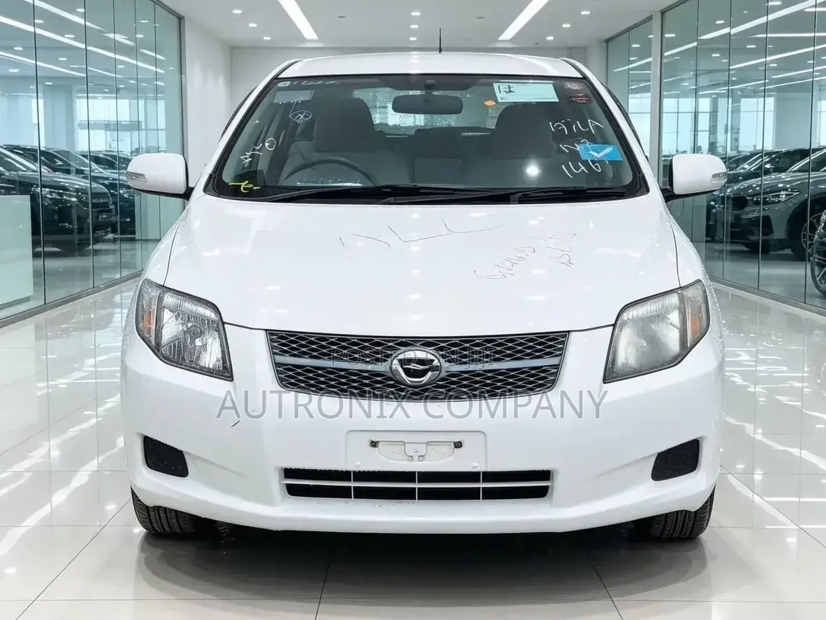 Toyota Corolla Fielder 1.8 Petrol AWD 2008 White