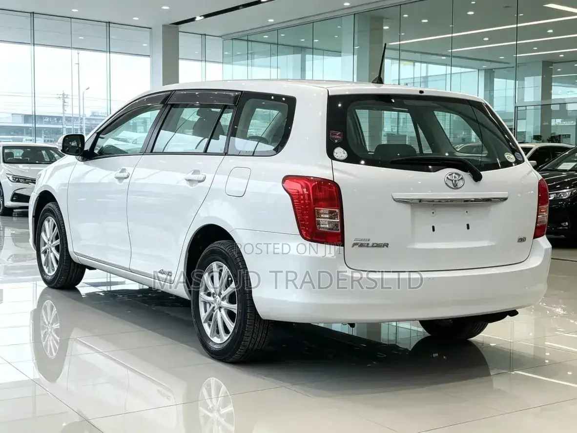 Toyota Corolla Fielder 1.8 Petrol AWD 2008 White