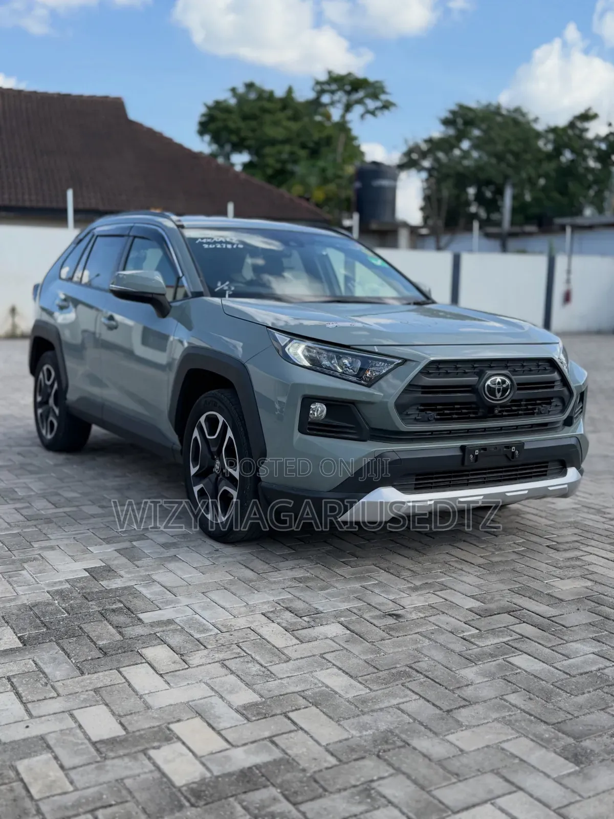 Toyota RAV4 Adventure 2021 Gray