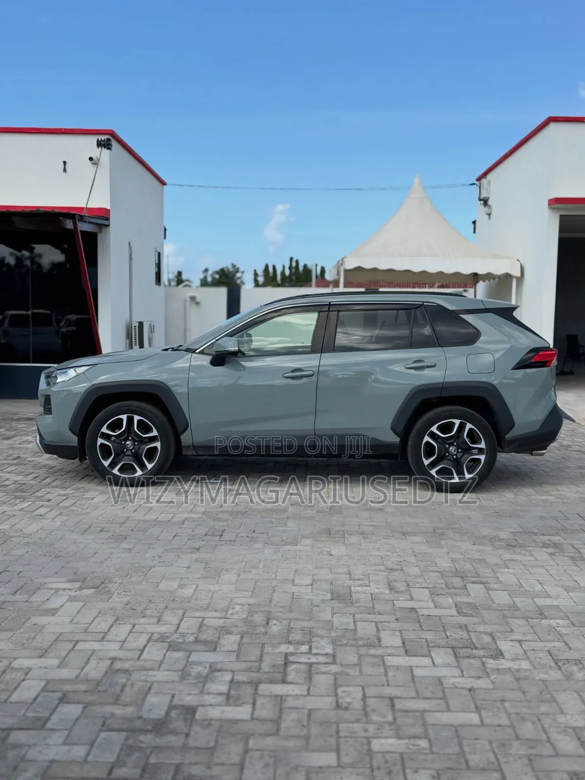 Toyota RAV4 Adventure 2021 Gray