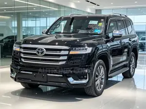 Toyota Land Cruiser LC300 2023 Black