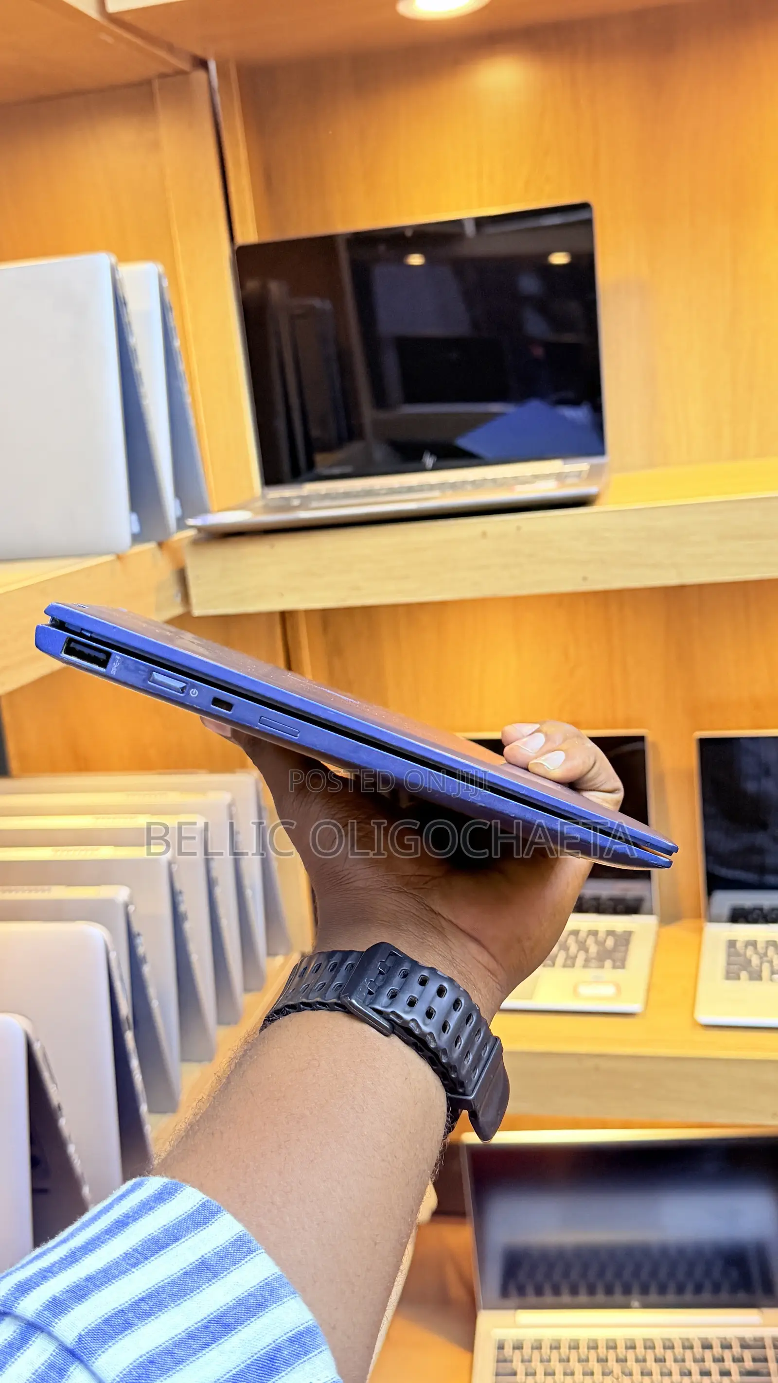 Laptop HP Dragonfly G1 8GB Intel Core i5 SSD 512GB