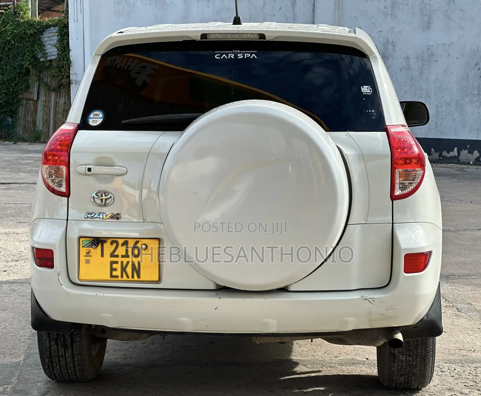 Toyota RAV4 2009 White
