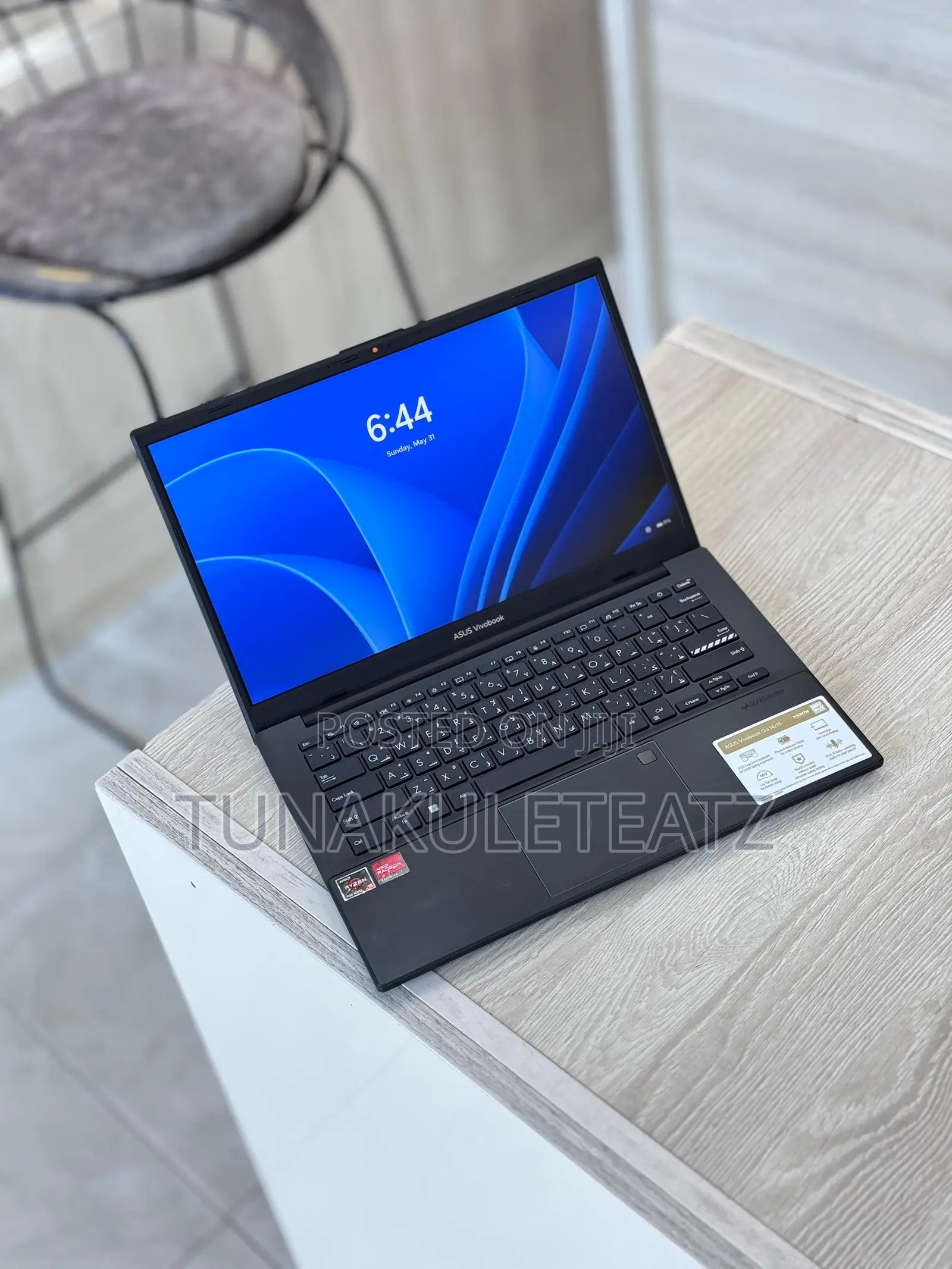 Laptop Asus 8GB AMD Ryzen 5 SSD 256GB