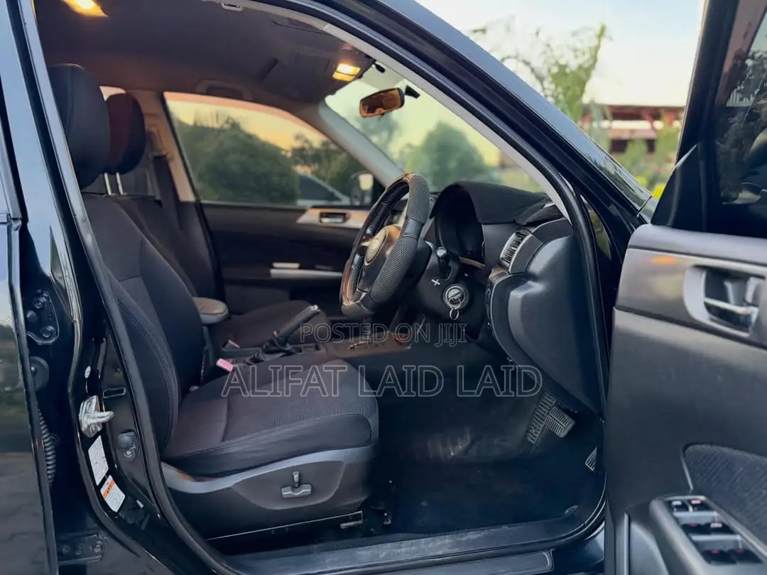 Subaru Forester 2011 Black