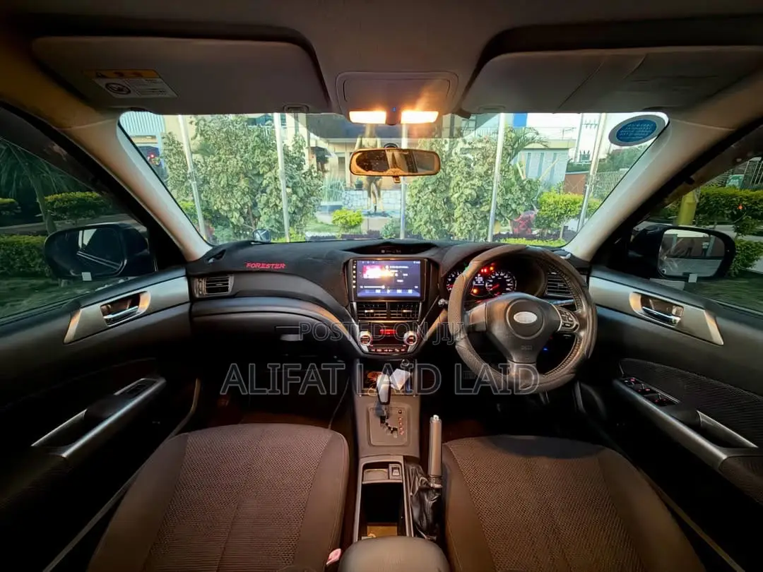 Subaru Forester 2011 Black