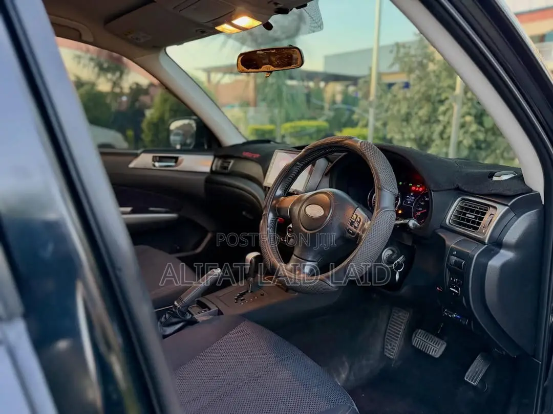 Subaru Forester 2011 Black