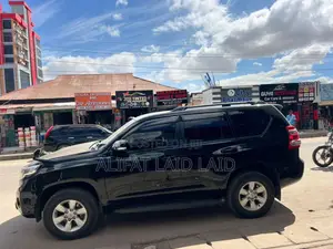 Toyota Land Cruiser Prado 2015 Black