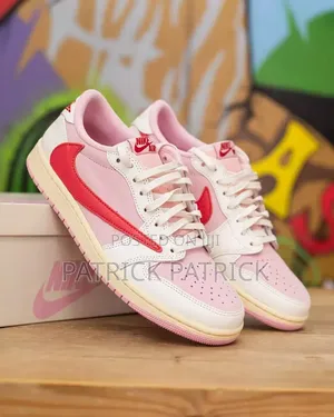 Travis Scott X Air Jordan 1 Low Og