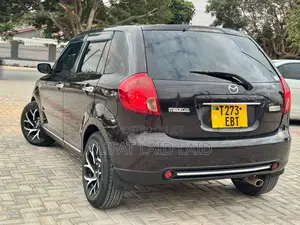 Mazda Verisa 2011 Black