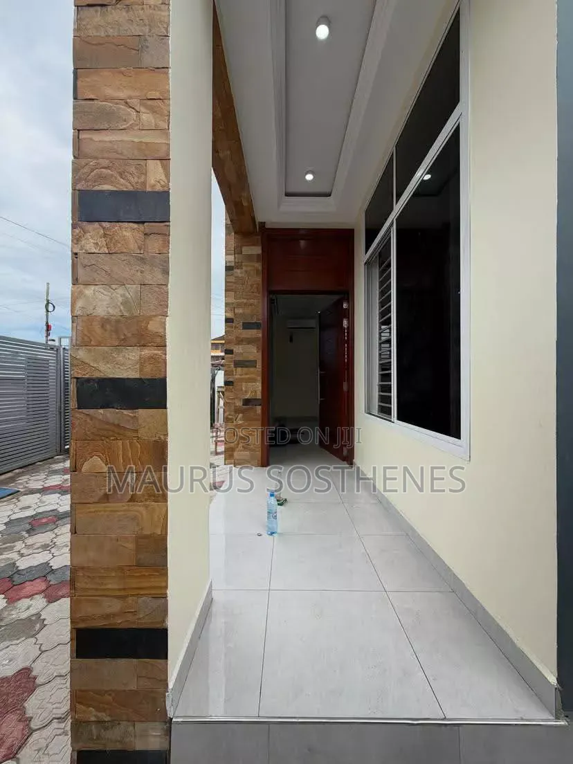 3bdrm Apartment in Sinza for rent