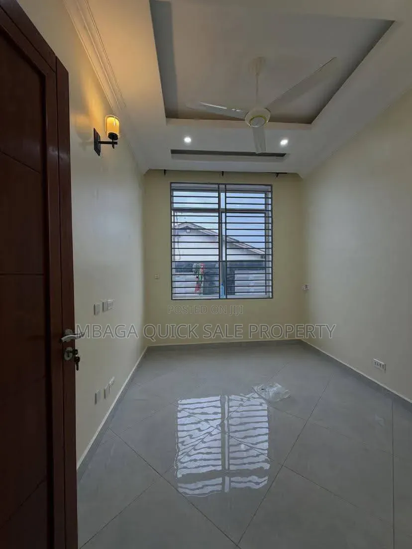 3bdrm Apartment in Sinza for rent