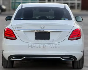Mercedes-Benz C200 2015 White