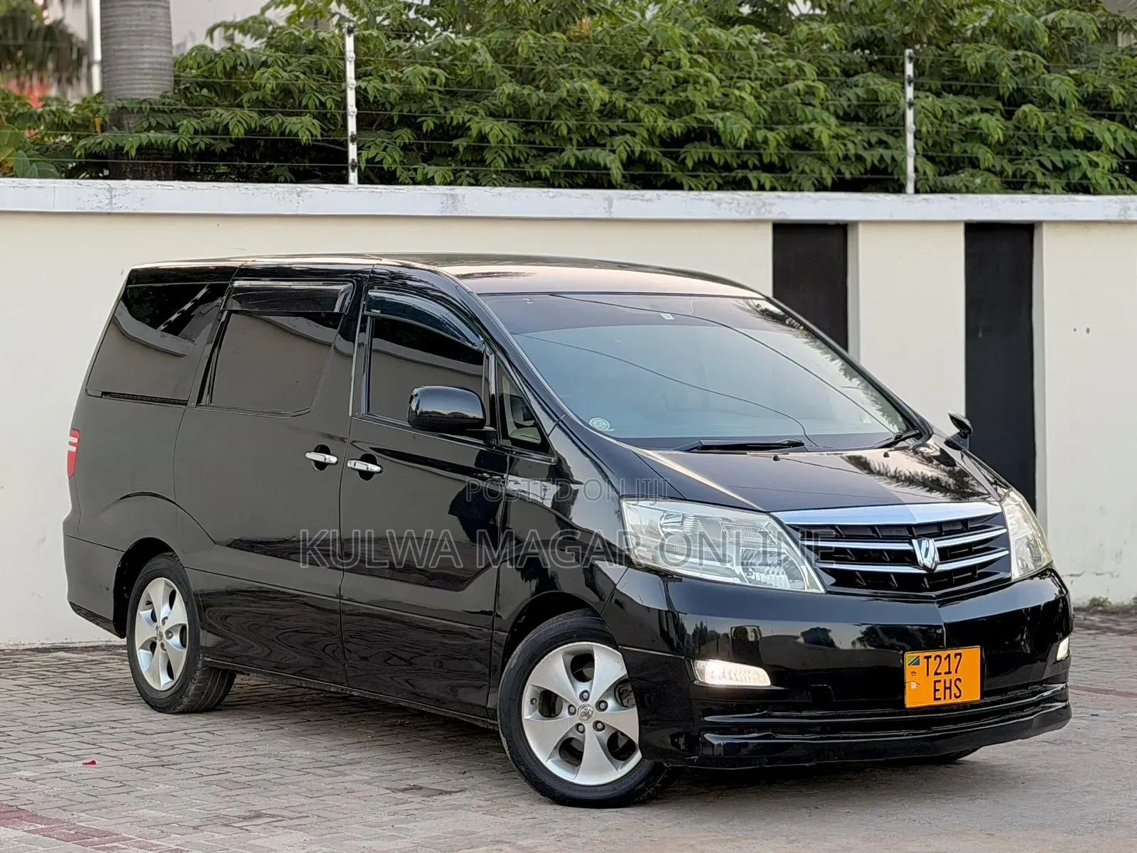 Toyota Alphard 2006 Black