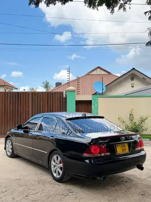 Toyota Crown 2006 Black