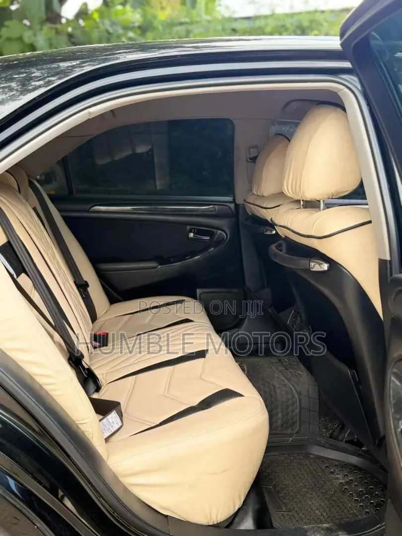 Toyota Crown 2006 Black