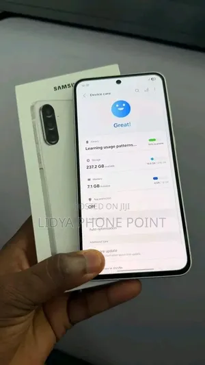 New Samsung Galaxy A56 256 GB White