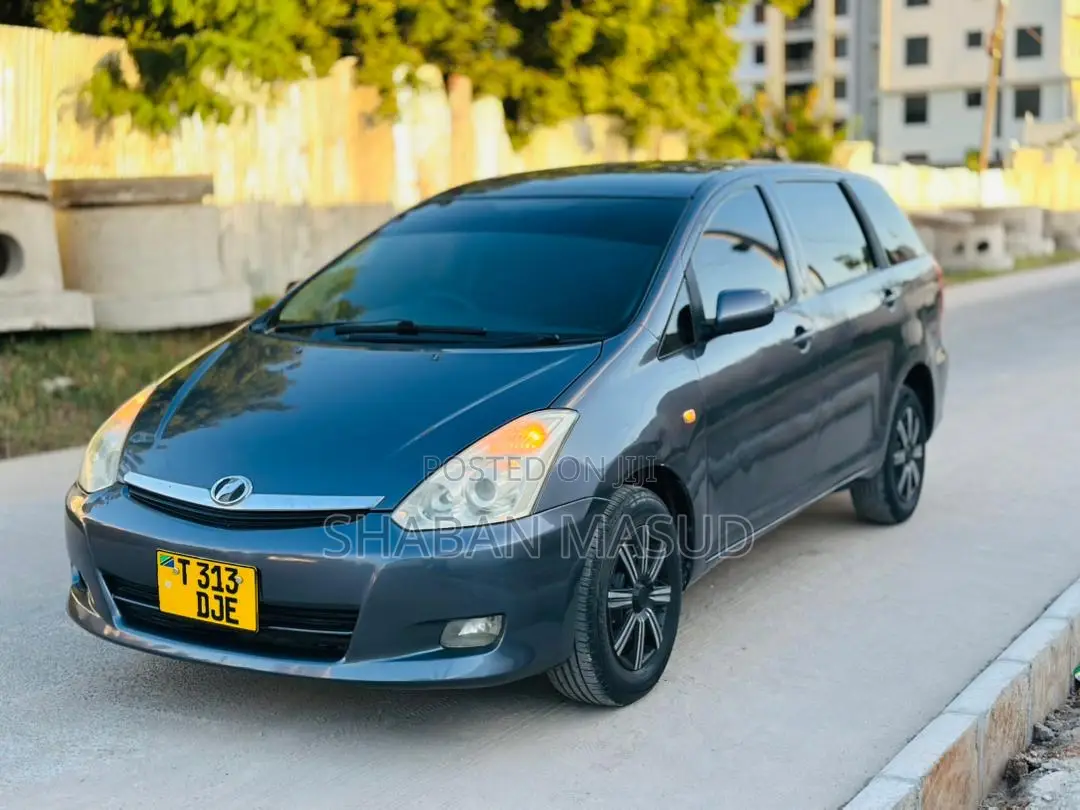 Toyota Wish 2005 Gray