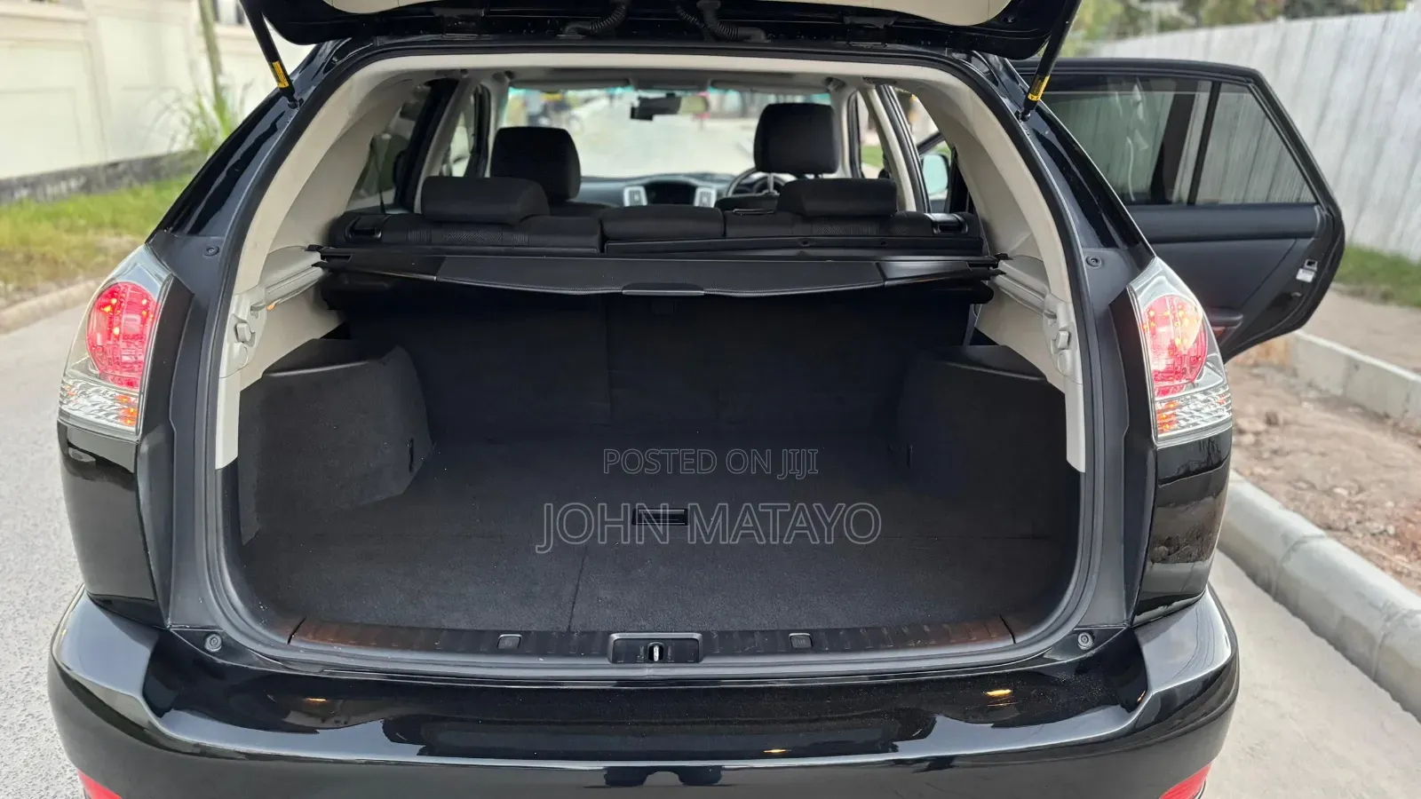 Toyota Harrier 2005 Black