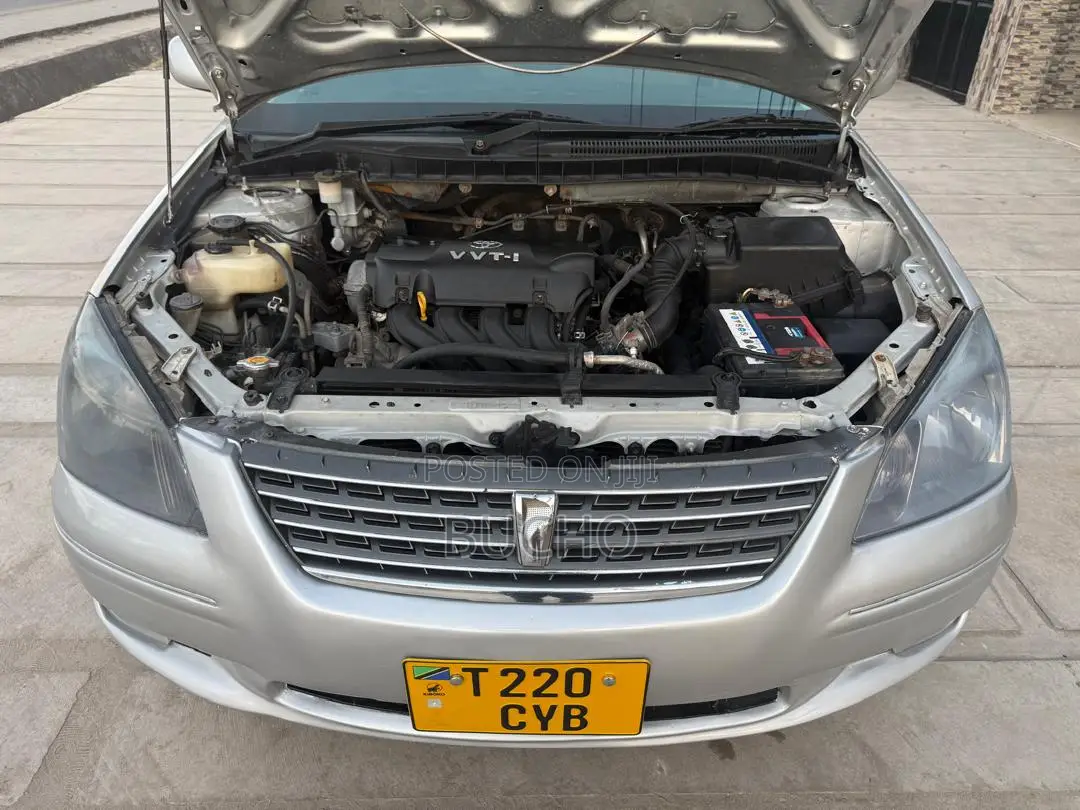 Toyota Premio 2003 Silver