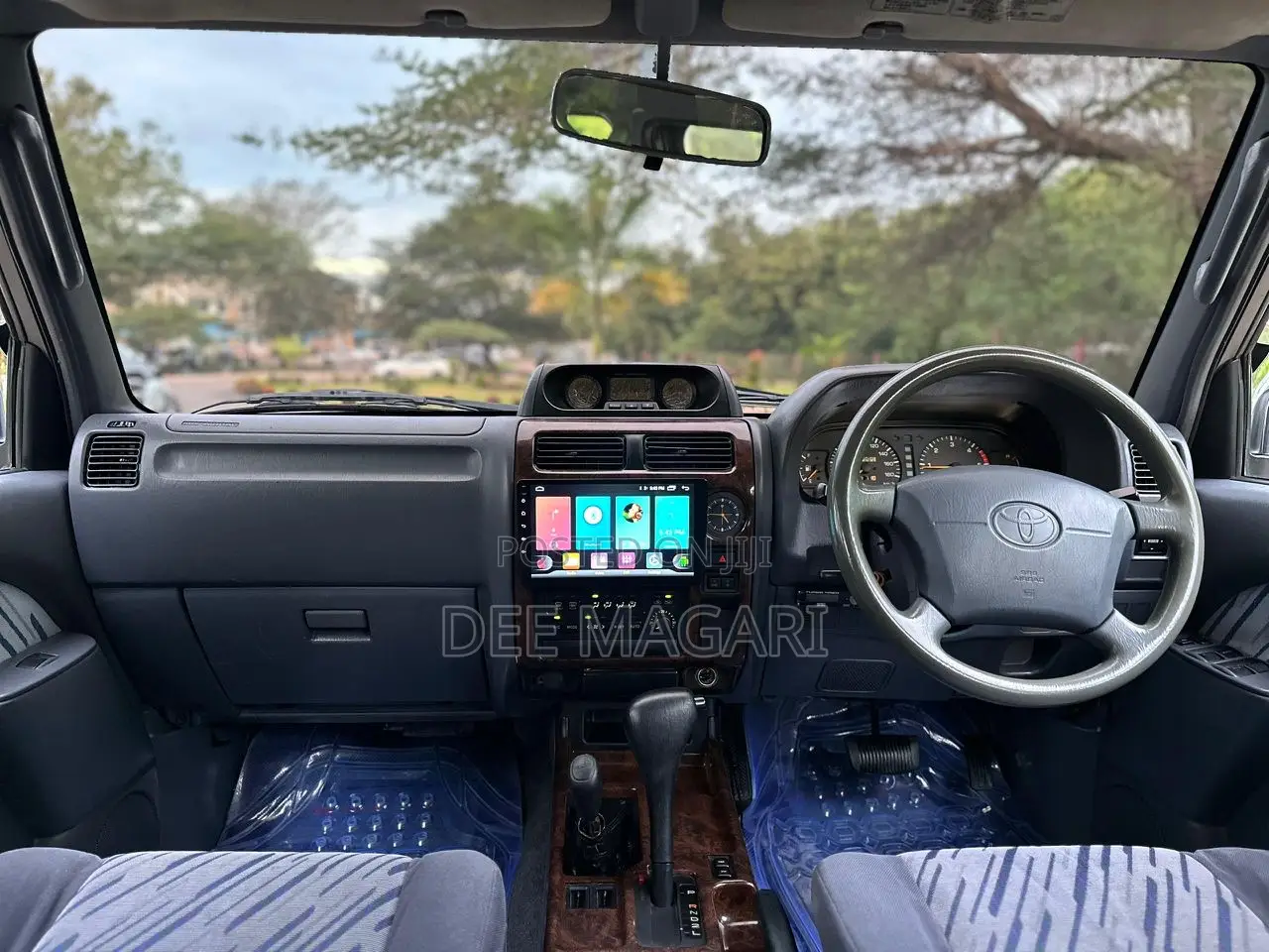 Toyota Land Cruiser Prado 2002 White