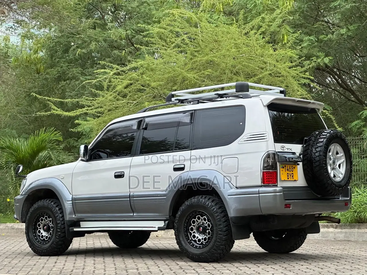 Toyota Land Cruiser Prado 2002 White