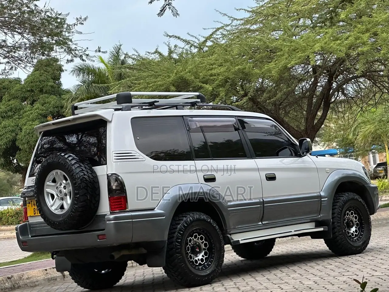 Toyota Land Cruiser Prado 2002 White