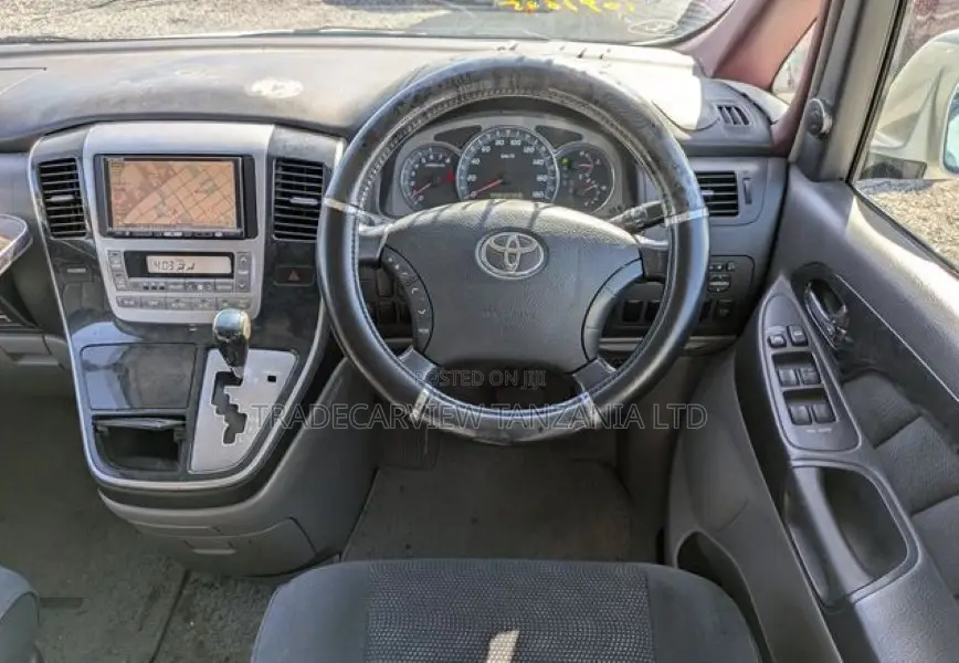 Toyota Alphard 2002 Pearl