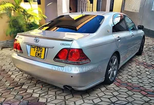Toyota Crown 2006 Silver