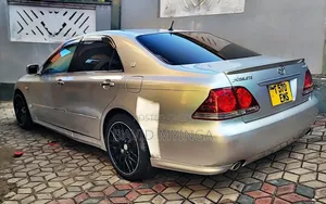 Toyota Crown 2006 Silver