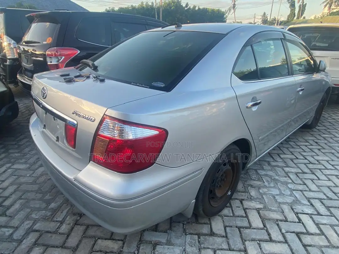 Toyota Premio 2003 Silver