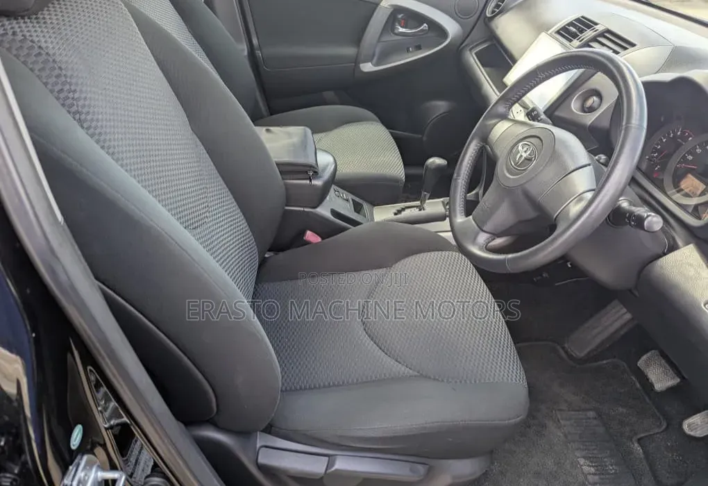 Toyota RAV4 2011 Black