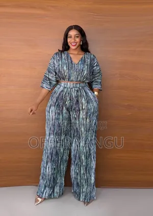 Mobeto Two Piece Set