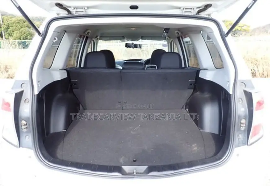 Subaru Forester 2010 Pearl