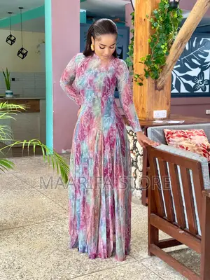Wahi Ofa Ya Muda Mfupi Dress Kali Kwa TSH 33,000 Tu Na Upate