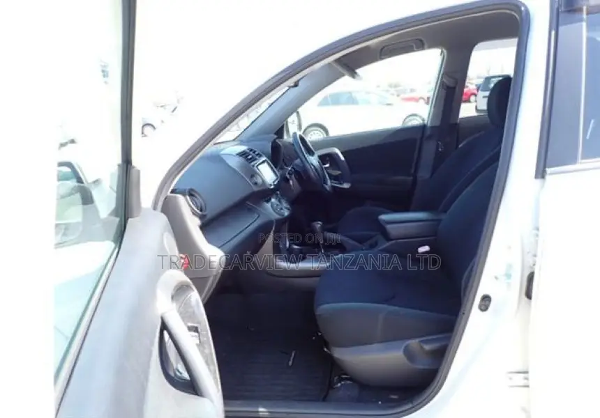 Toyota Vanguard 2010 Pearl