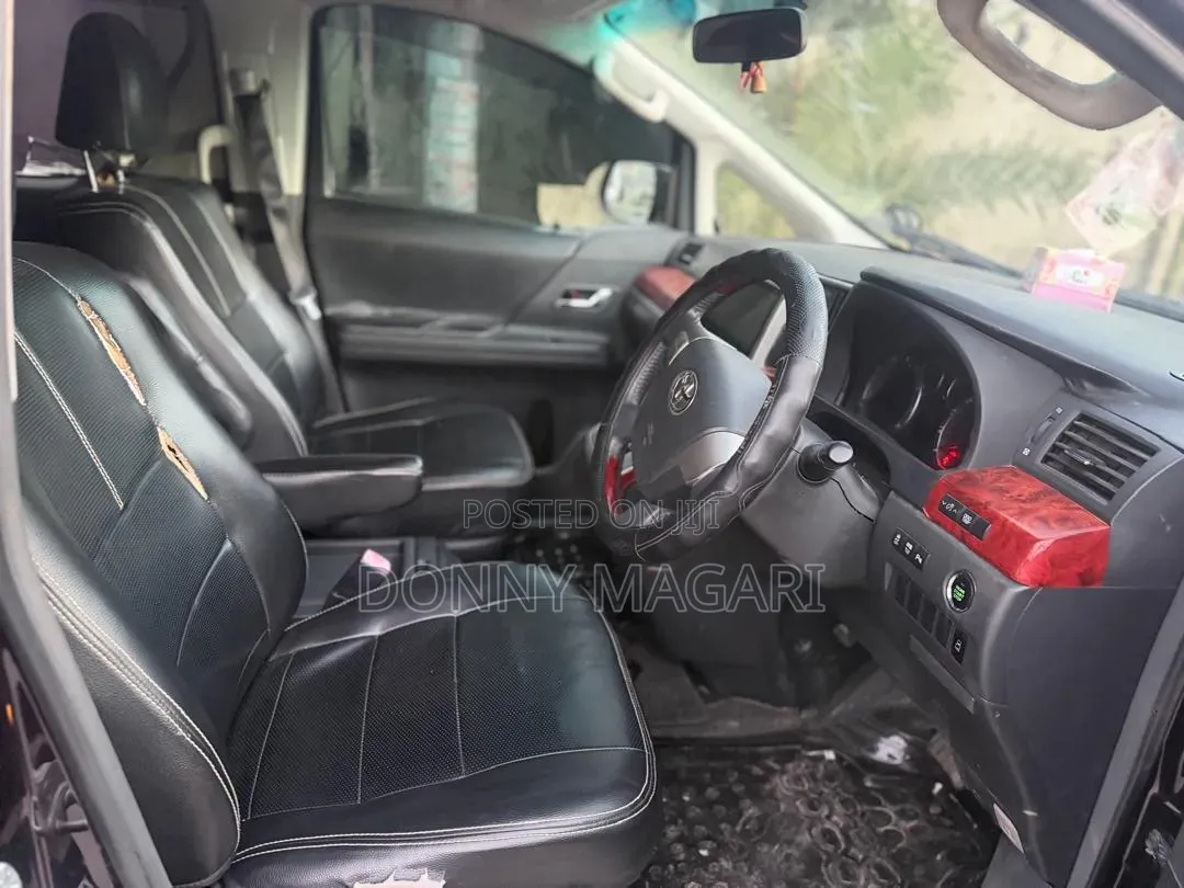Toyota Vellfire 2009 Brown