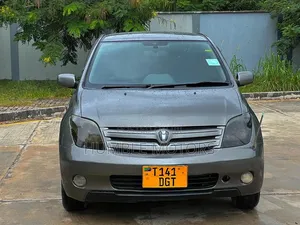 Toyota IST 2004 Gray