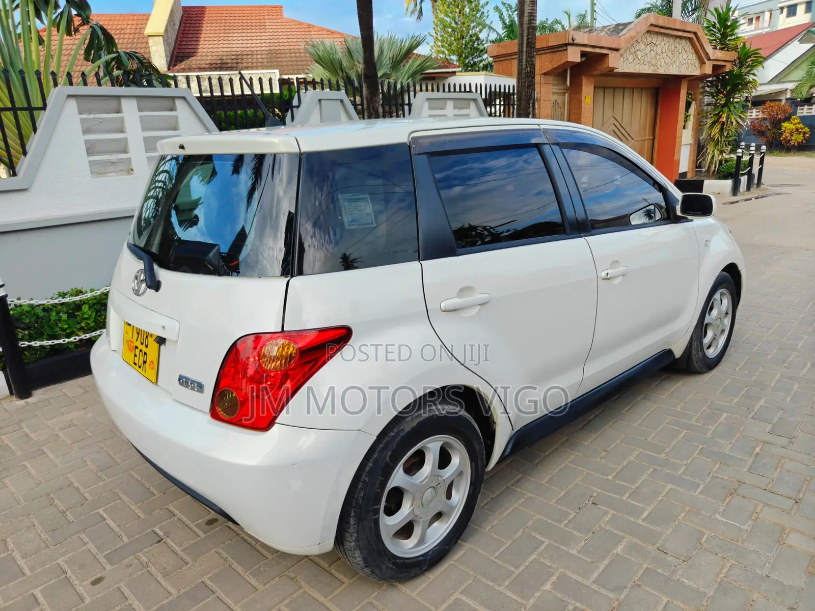 Toyota IST 2004 Pearl