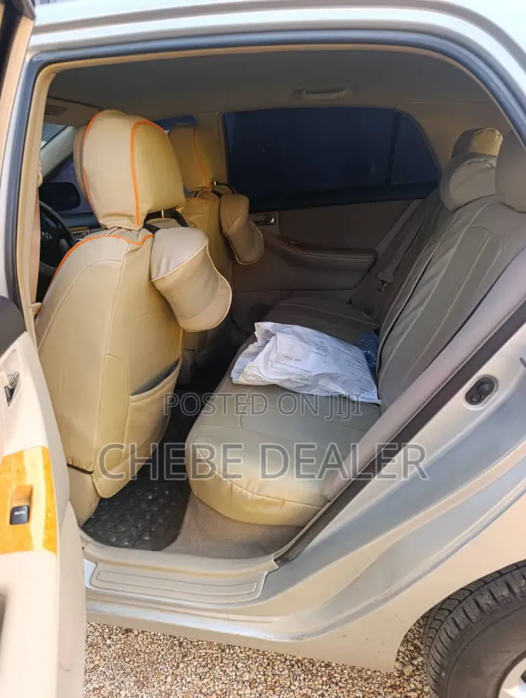 Toyota Corolla RunX 2006 Silver