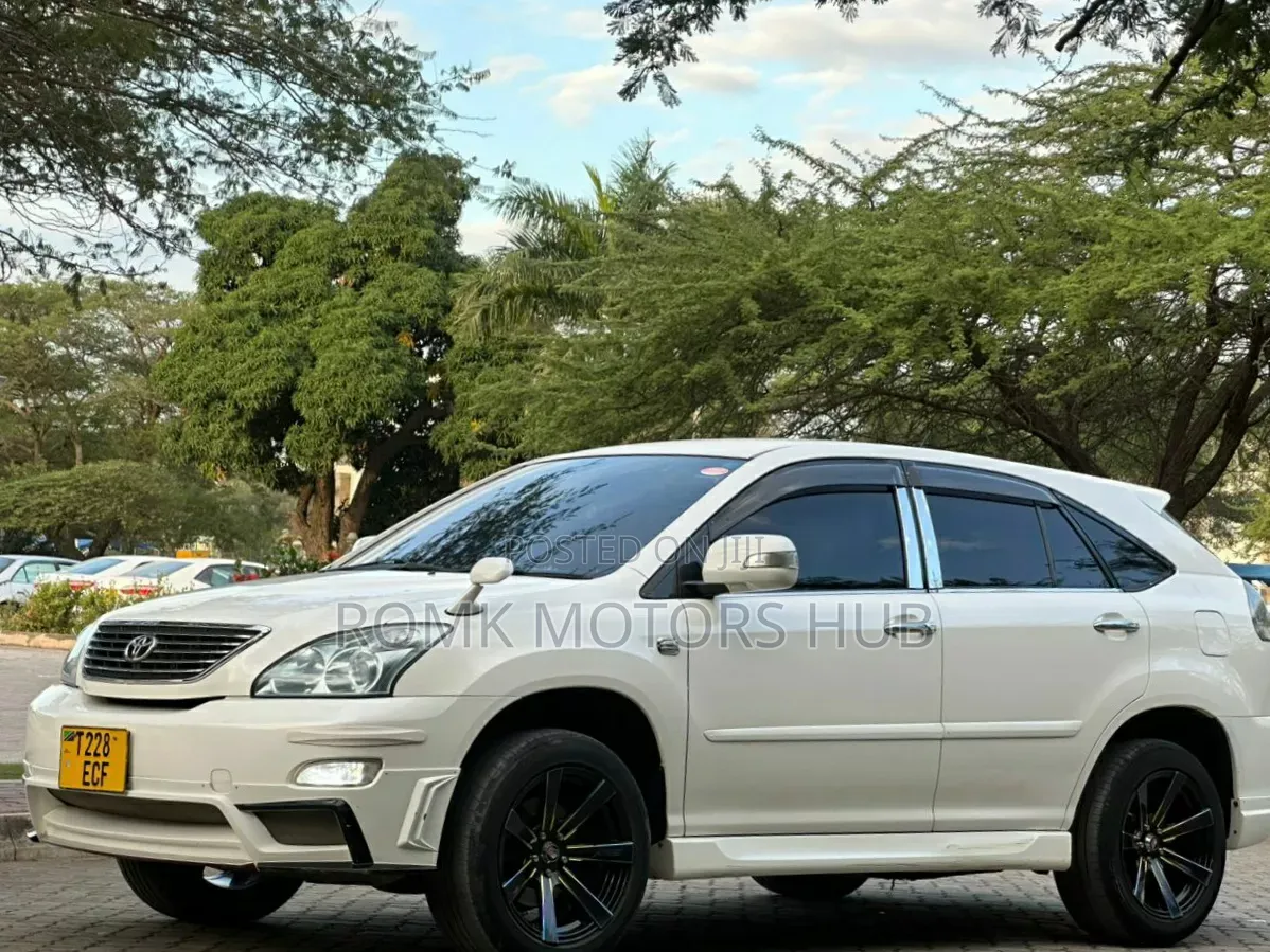Toyota Harrier 2007 White