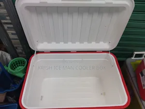 150 Liters Cooler Box