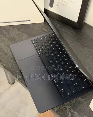 New Laptop Apple MacBook Air 2026 M5 16GB Apple M5 SSD 512GB