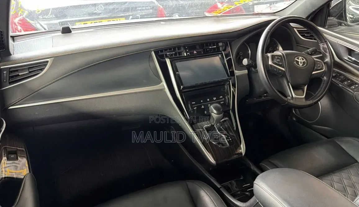 Toyota Harrier 2016 Black