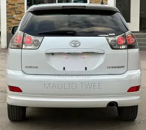 Toyota Harrier 2006 White