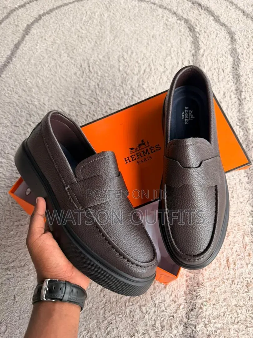 Men's Leather Shoes or Footwears Completely Og Smartly Leathered
