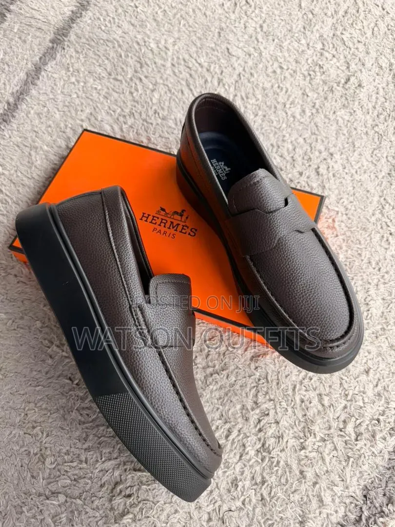 Men's Leather Shoes or Footwears Completely Og Smartly Leathered