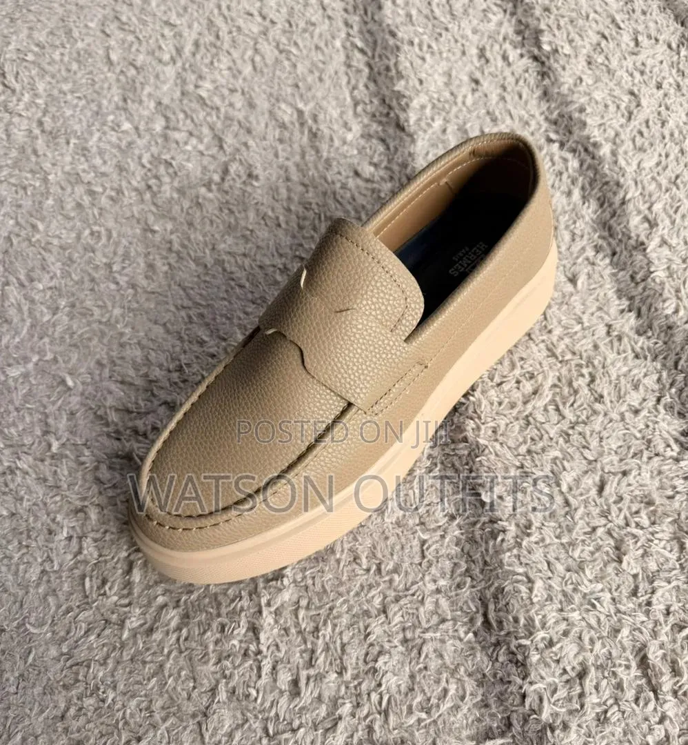 Men's Leather Shoes or Footwears Completely Og Smartly Leathered