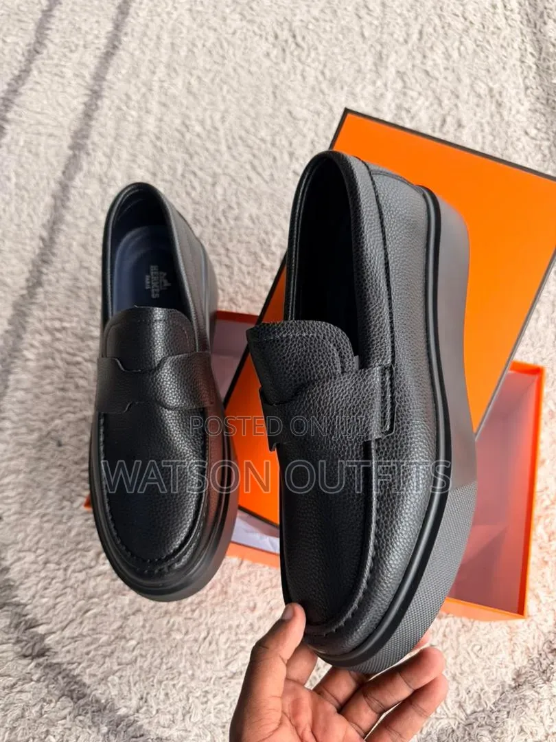 Men's Leather Shoes or Footwears Completely Og Smartly Leathered